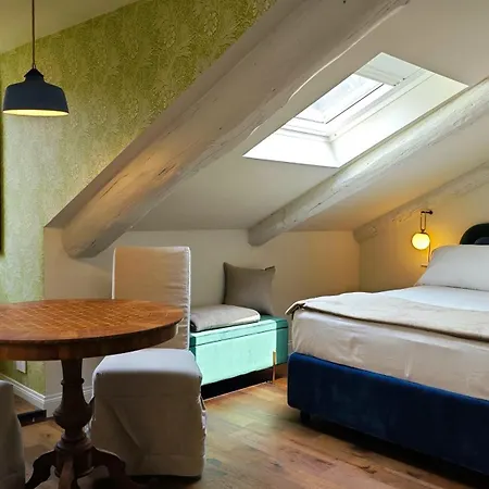 New Sonnaz D * Turin